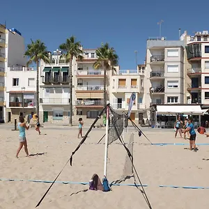entre-pinos-p1-beach-apartment.catalonia-hotels.com/
